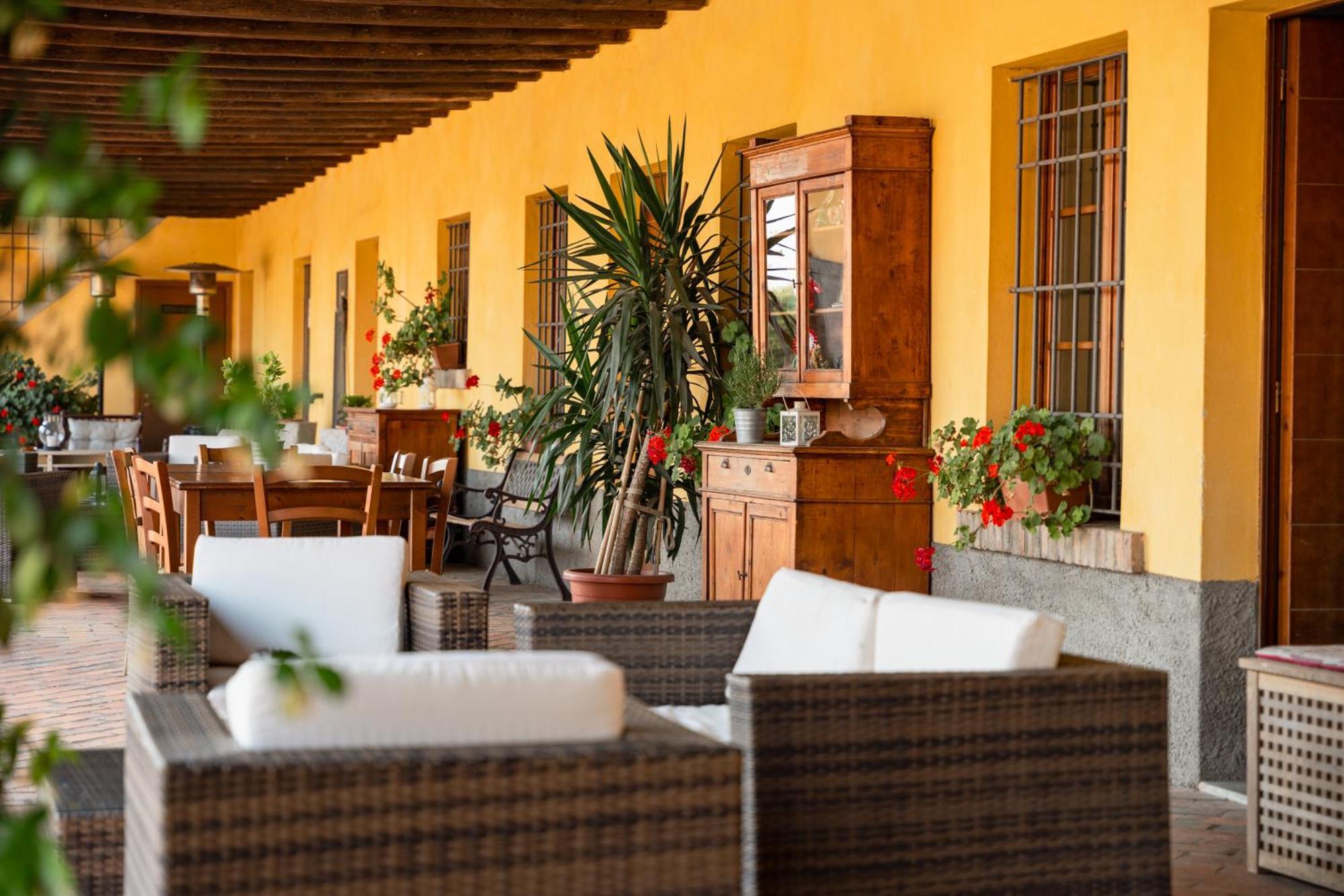 Agriturismo Bassanella Тревильо Екстериор снимка