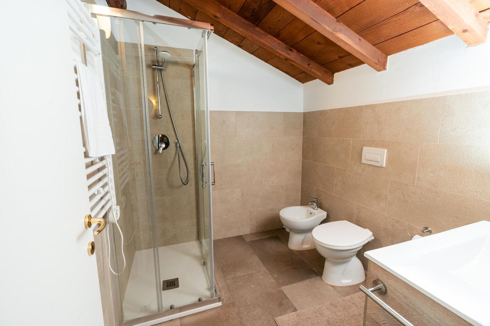 Agriturismo Bassanella Тревильо Екстериор снимка