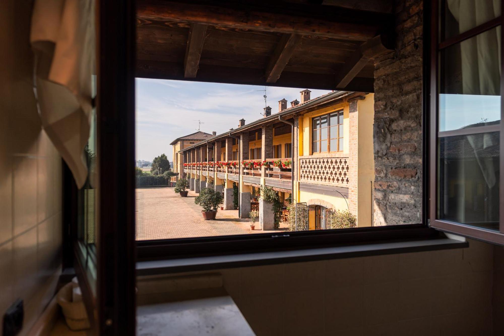Agriturismo Bassanella Тревильо Екстериор снимка